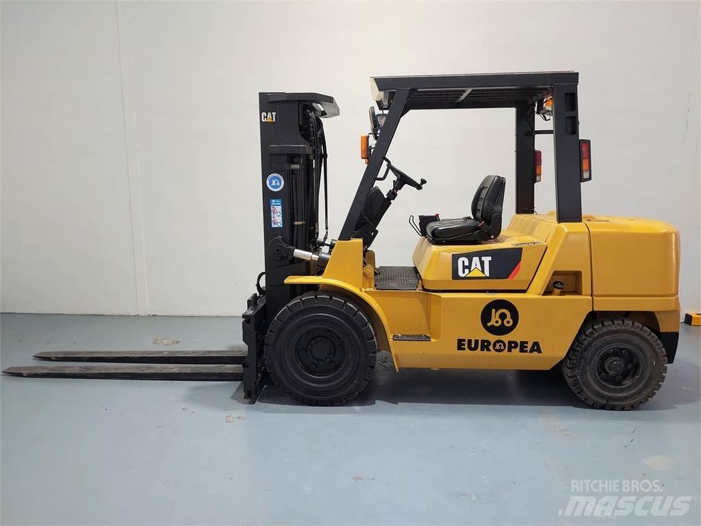 CAT DP45K Дизельні навантажувачі