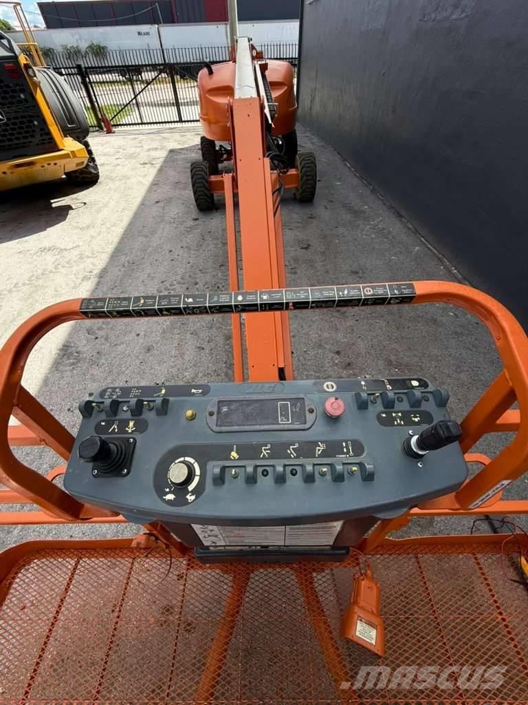 JLG 460 SJ Телескопічні підйомники