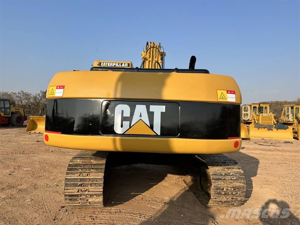 CAT 325C Гусеничні екскаватори