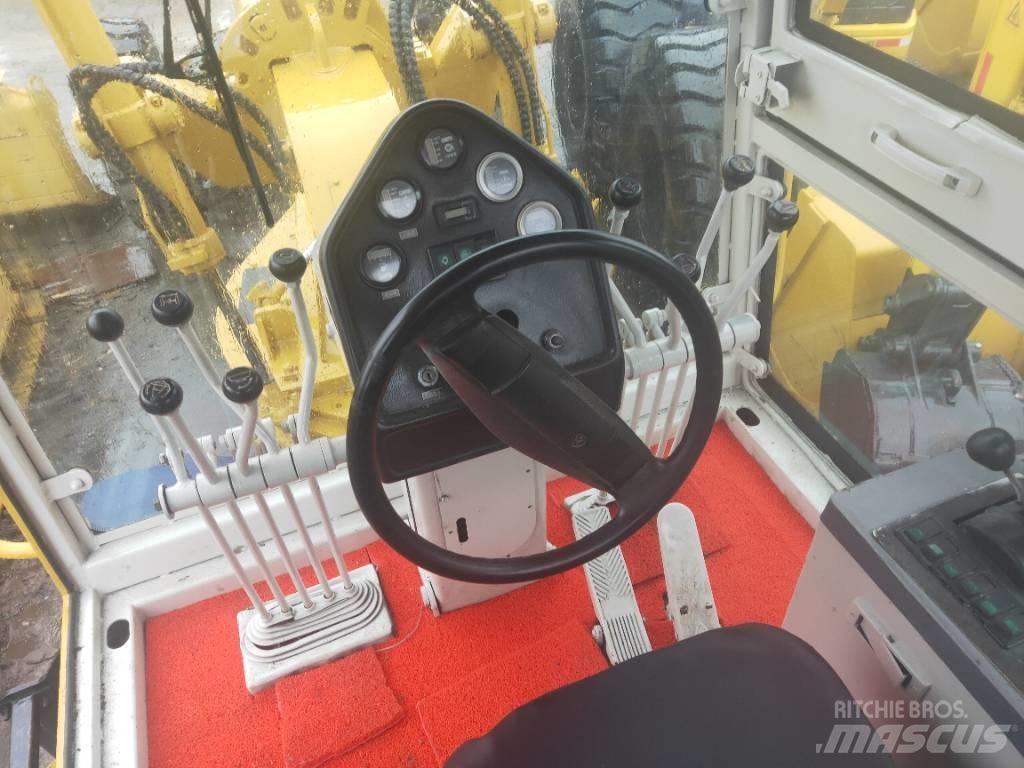 XCMG GR 180 Грейдери