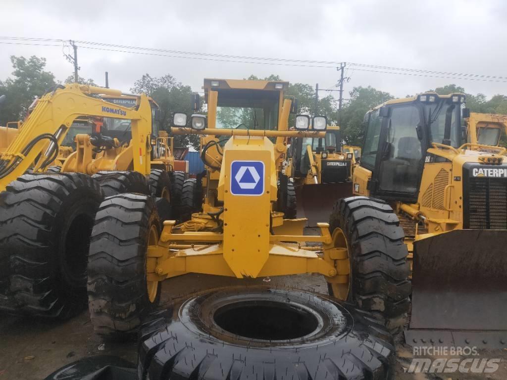 XCMG GR 180 Грейдери