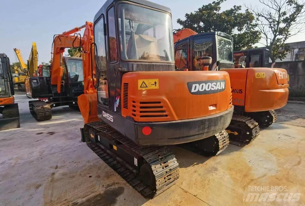 Doosan DH55 Гусеничні екскаватори