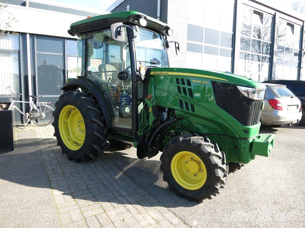 John Deere 5090GV Трактори