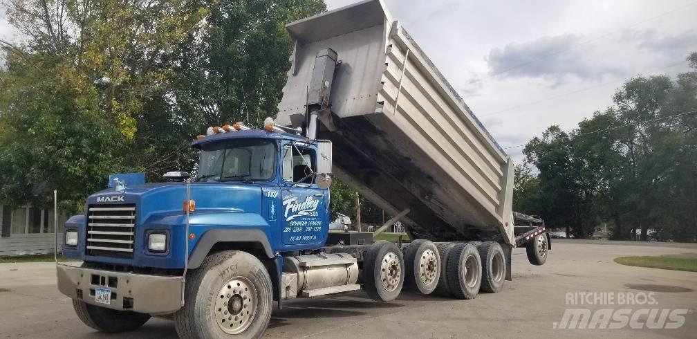 Mack RD 688 S Самоскиди