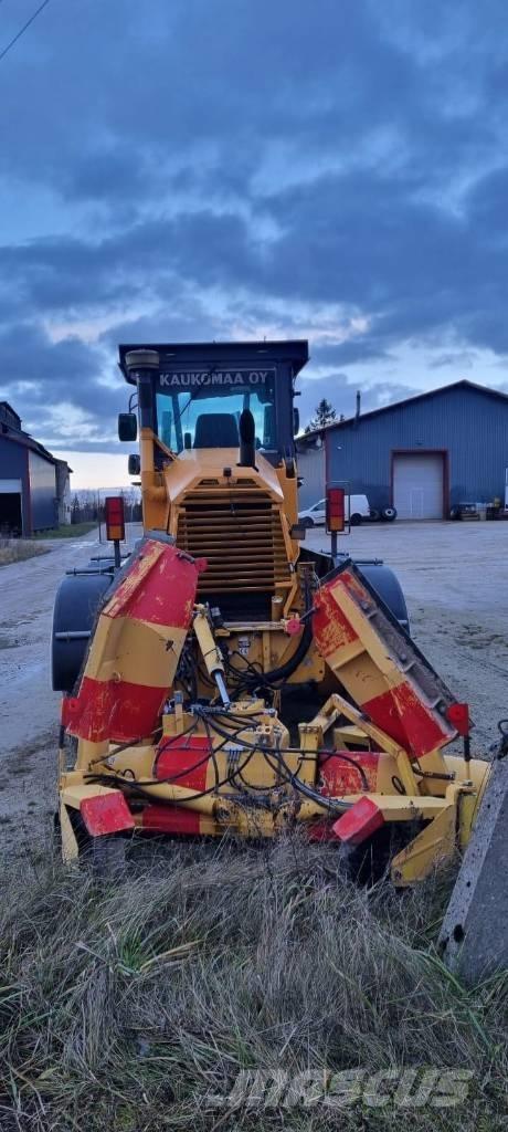 Vammas RG 181 Грейдери