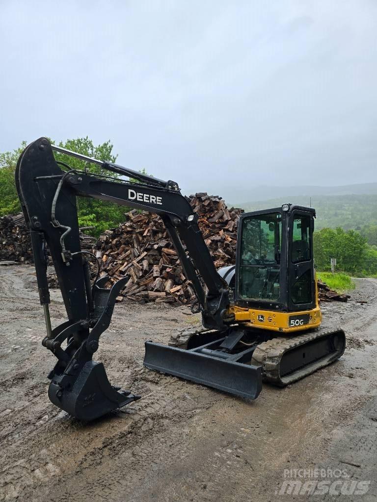 DEERE 50G Міні-екскаватори < 7т