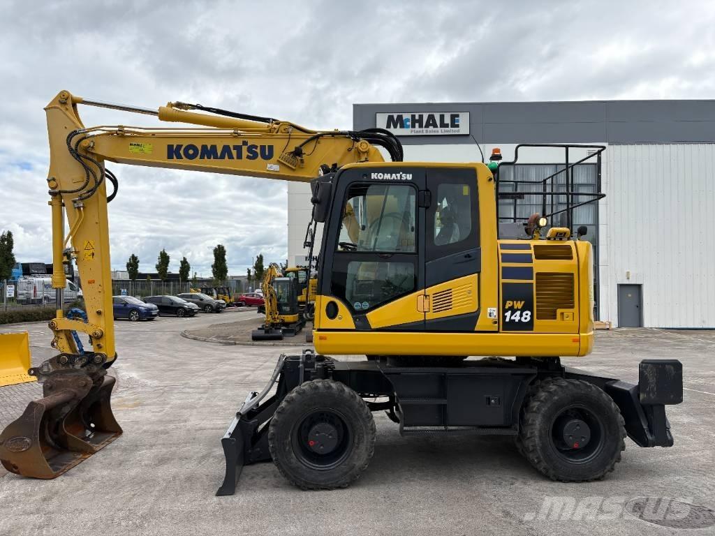 Komatsu PW148-11 Колісні екскаватори