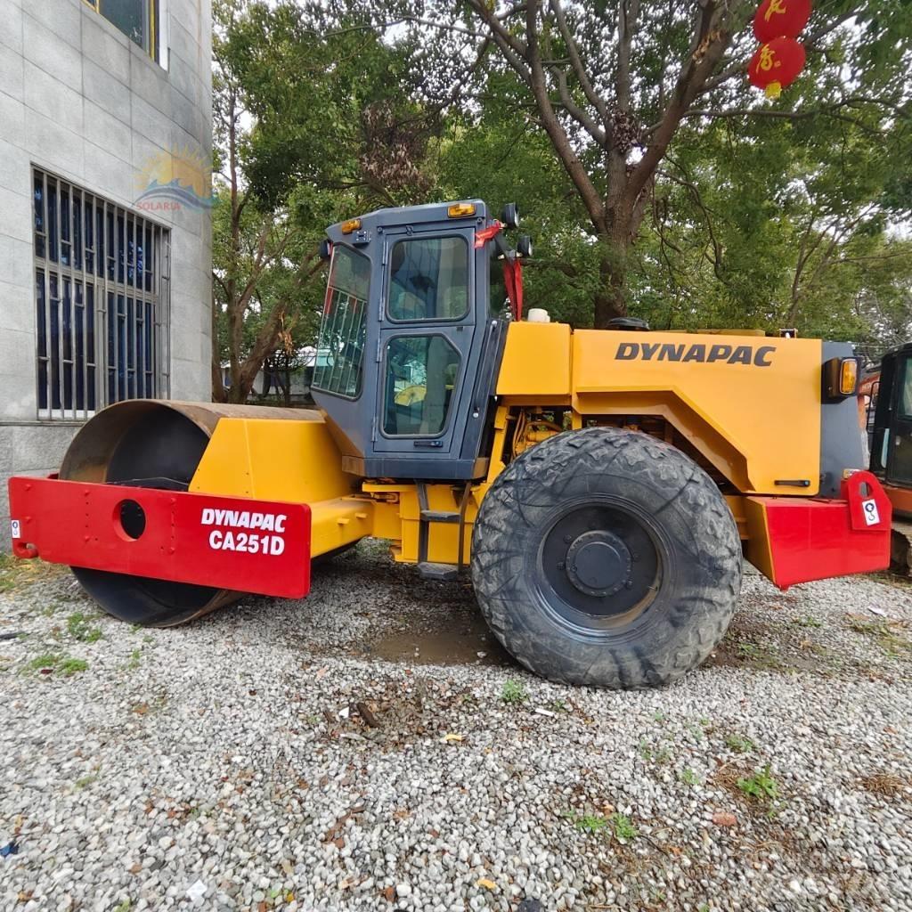 Dynapac CA 251 D Грунтові котки