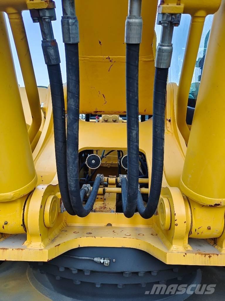 Komatsu PC 400-8 Гусеничні екскаватори