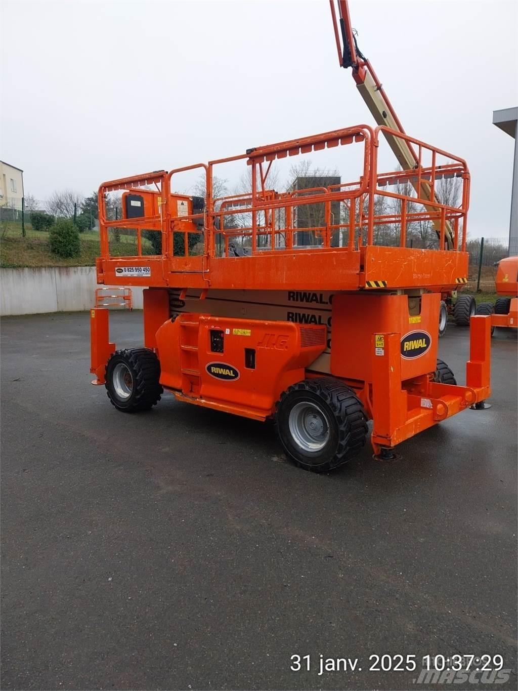 JLG 4394RT Підйомники-ножиці