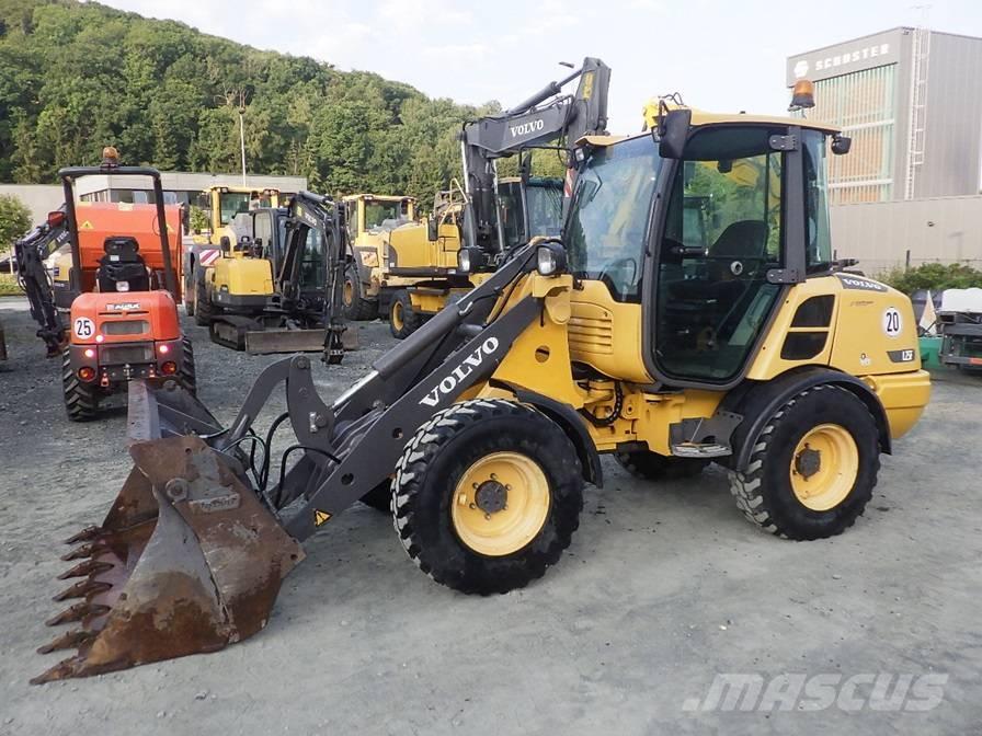 Volvo L 25 F Фронтальні навантажувачі