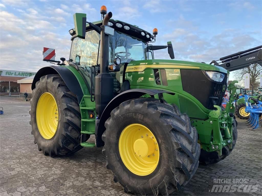 John Deere 6R 215 Трактори