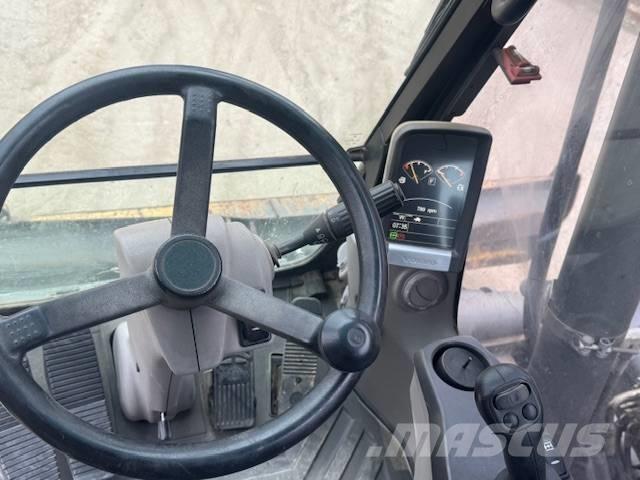 Volvo EW 140 C Колісні екскаватори