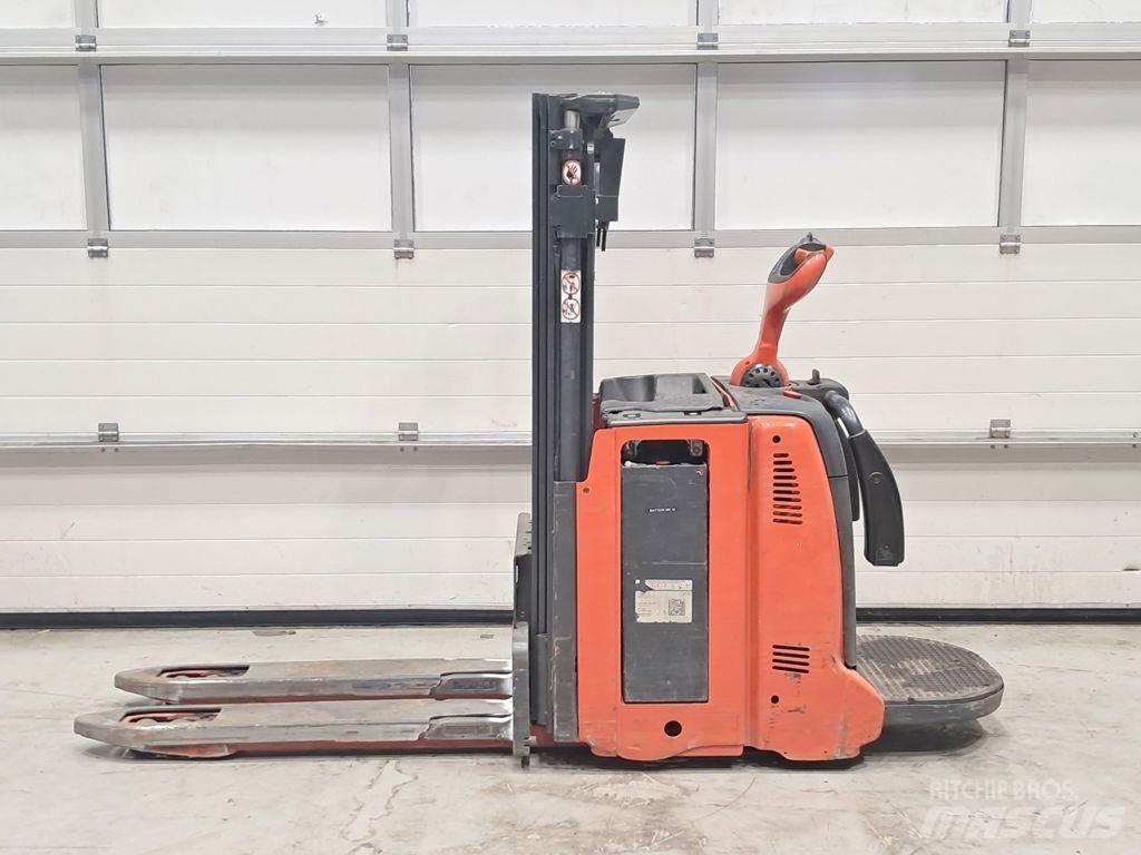 Linde D12 AP Ручний візок