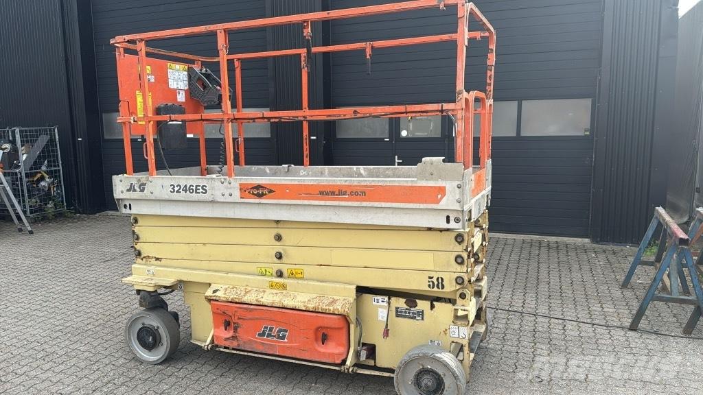 JLG 3246 ES Підйомники-ножиці