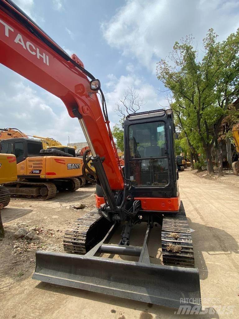 Hitachi ZX 50 U Міні-екскаватори < 7т