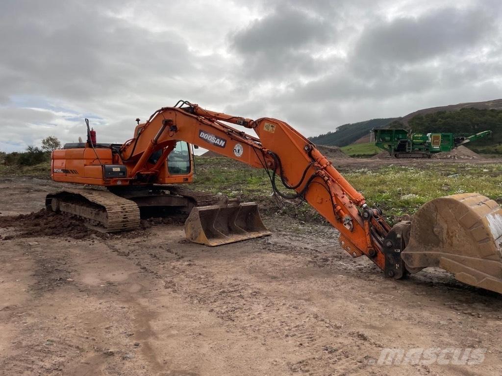 Doosan DX 255 LC Гусеничні екскаватори