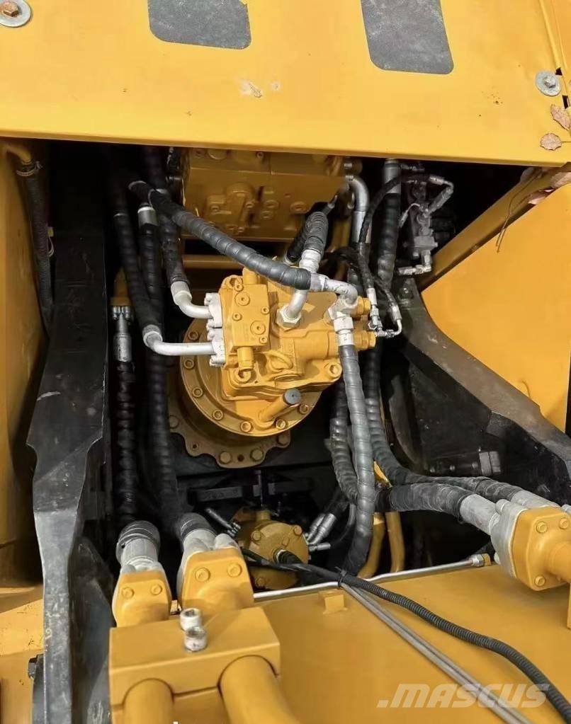 Sany SY 235 Гусеничні екскаватори