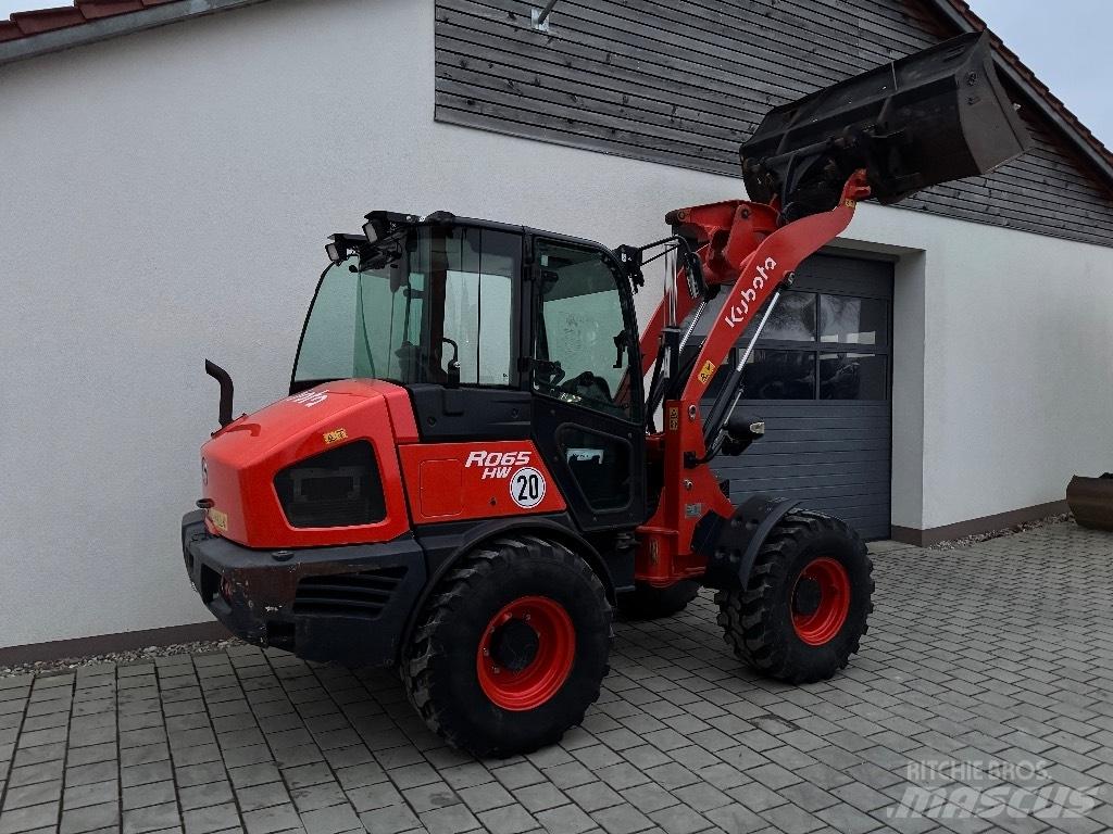 Kubota R 065 Фронтальні навантажувачі