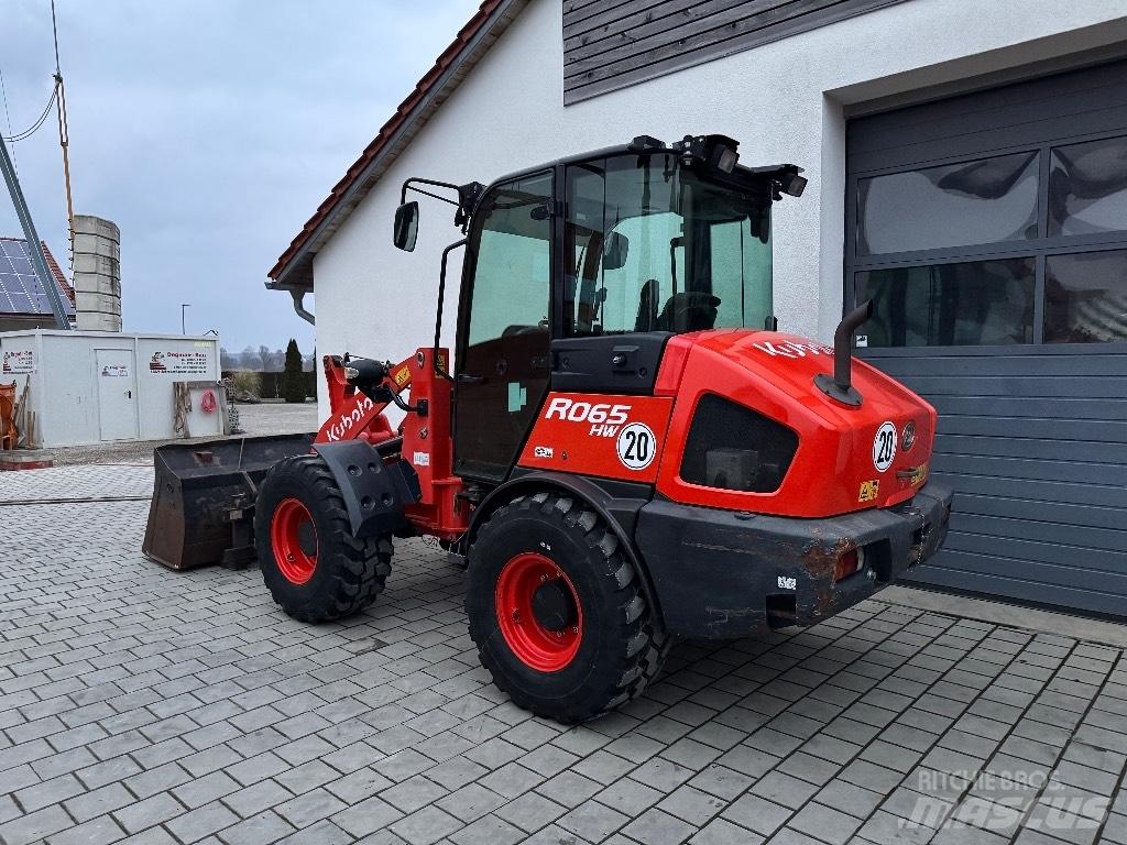 Kubota R 065 Фронтальні навантажувачі