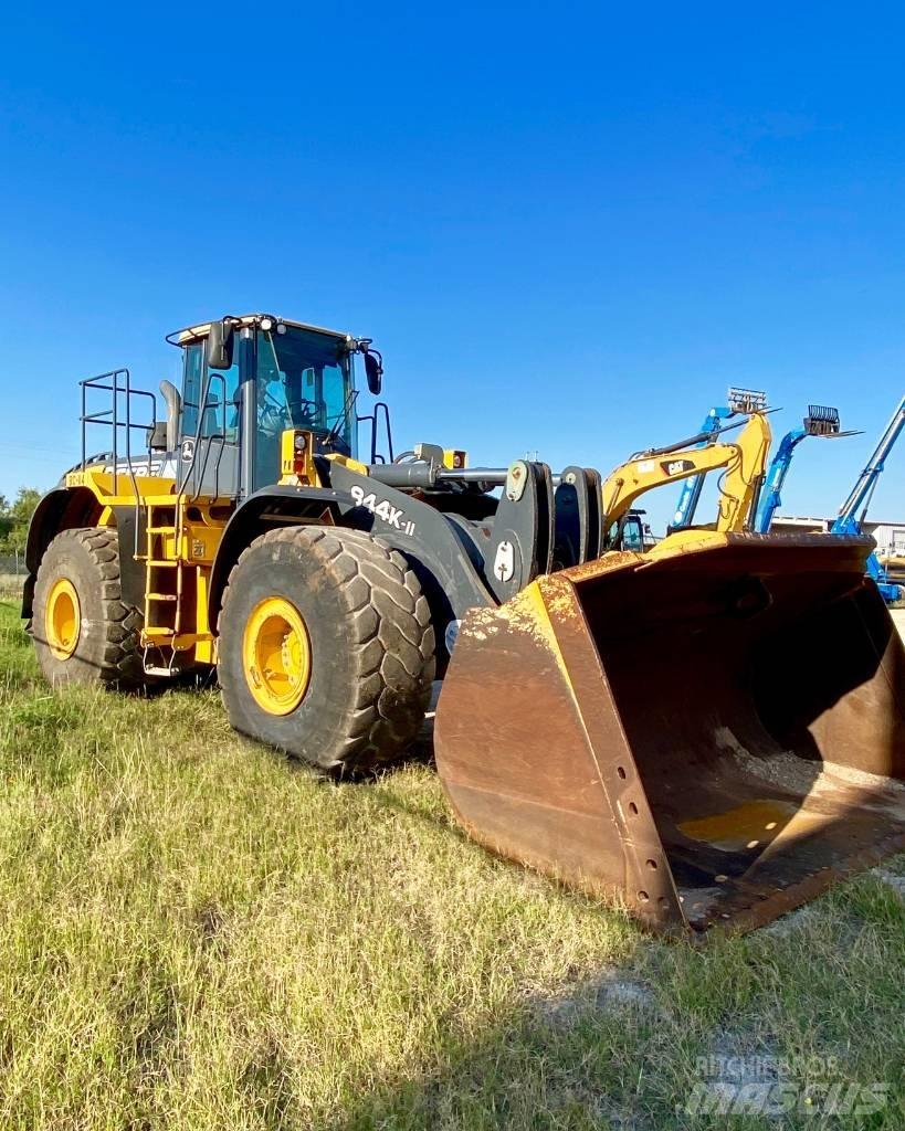 John Deere 844 K Фронтальні навантажувачі