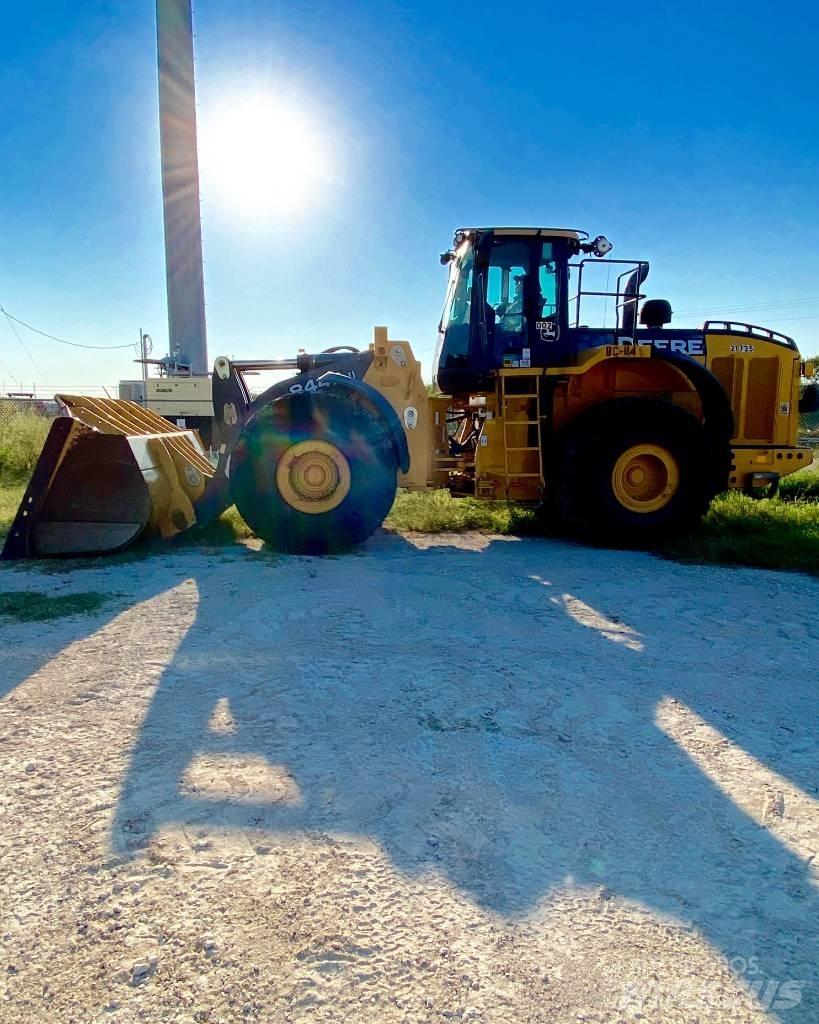 John Deere 844 K Фронтальні навантажувачі