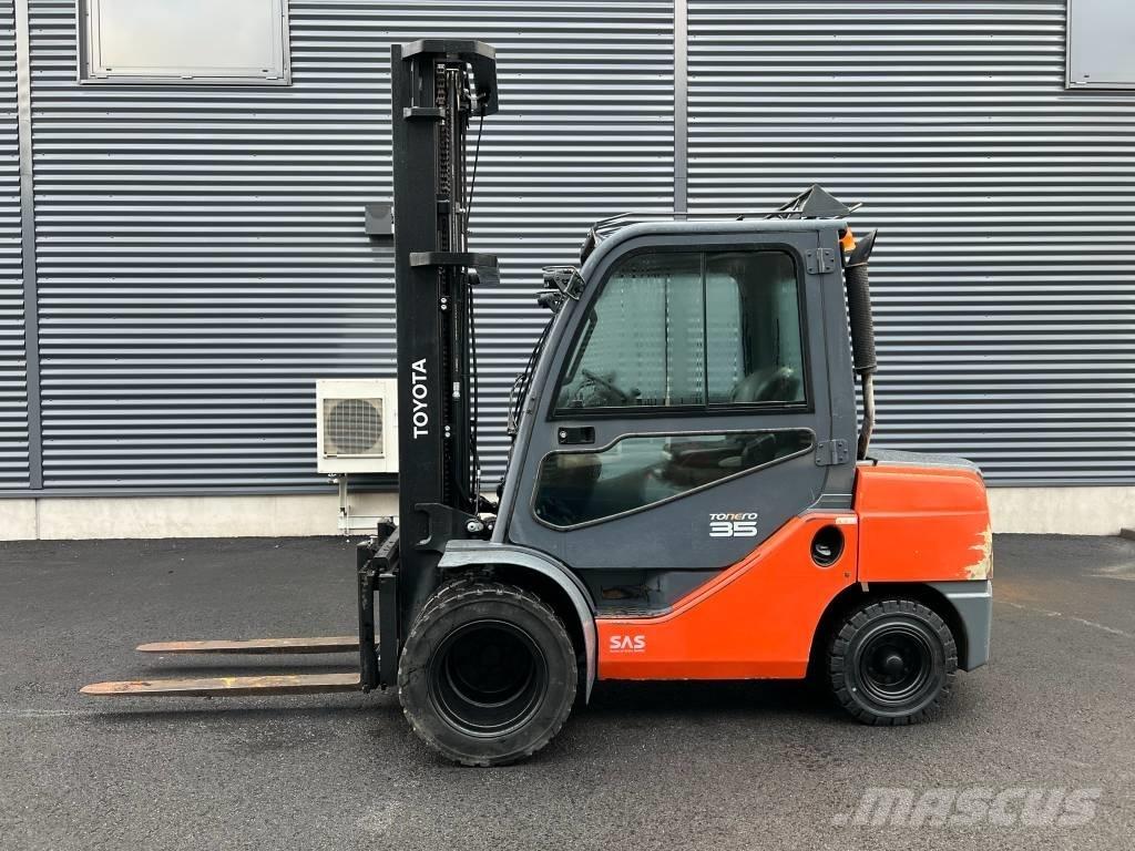 Toyota 52-8 FD JF 35 Дизельні навантажувачі