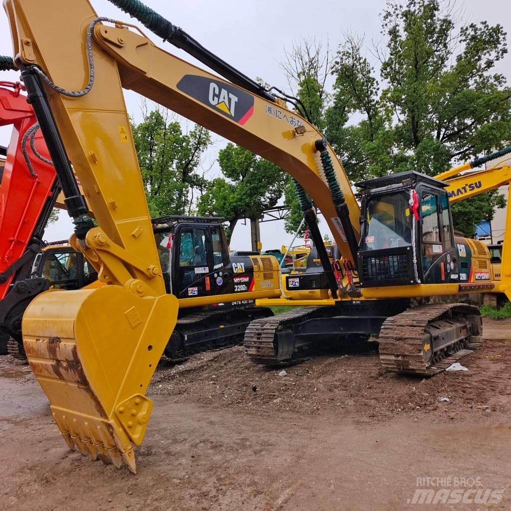 CAT 320 D L Гусеничні екскаватори