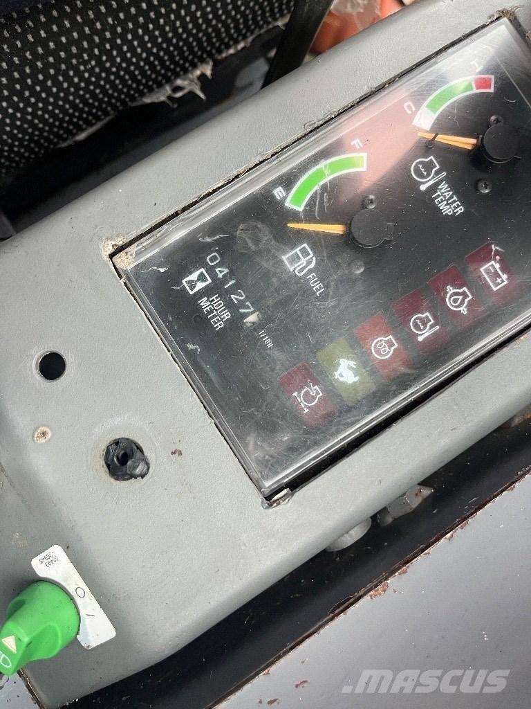 Takeuchi TB 23 R Міні-екскаватори < 7т