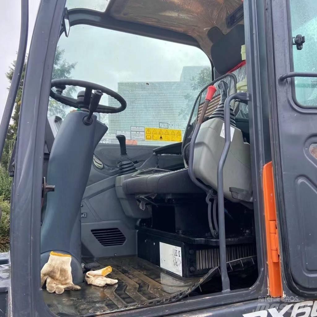 Doosan DX60W Колісні екскаватори