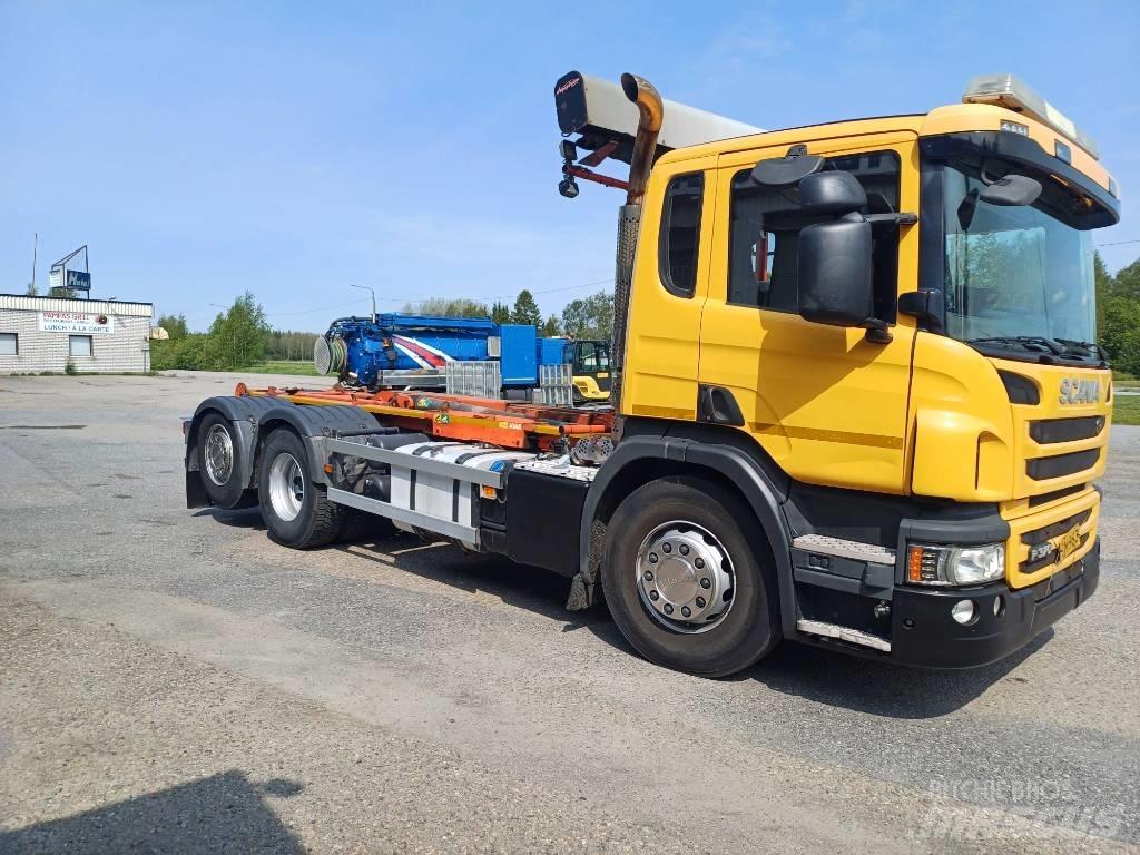 Scania P 370 Вантажівки з гаковим підйомом