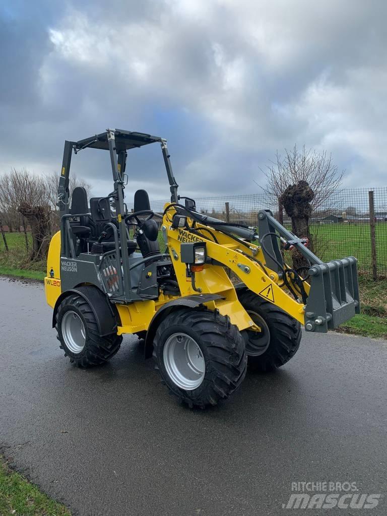Wacker Neuson WL20 Фронтальні навантажувачі