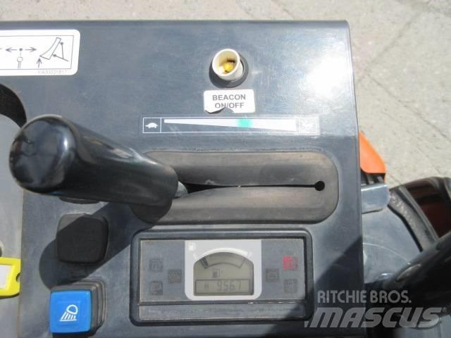 Hitachi ZX19 U-6 Міні-екскаватори < 7т