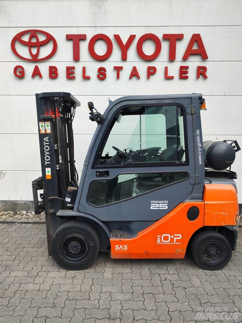 Toyota 02-8FGF25 Газові навантажувачі