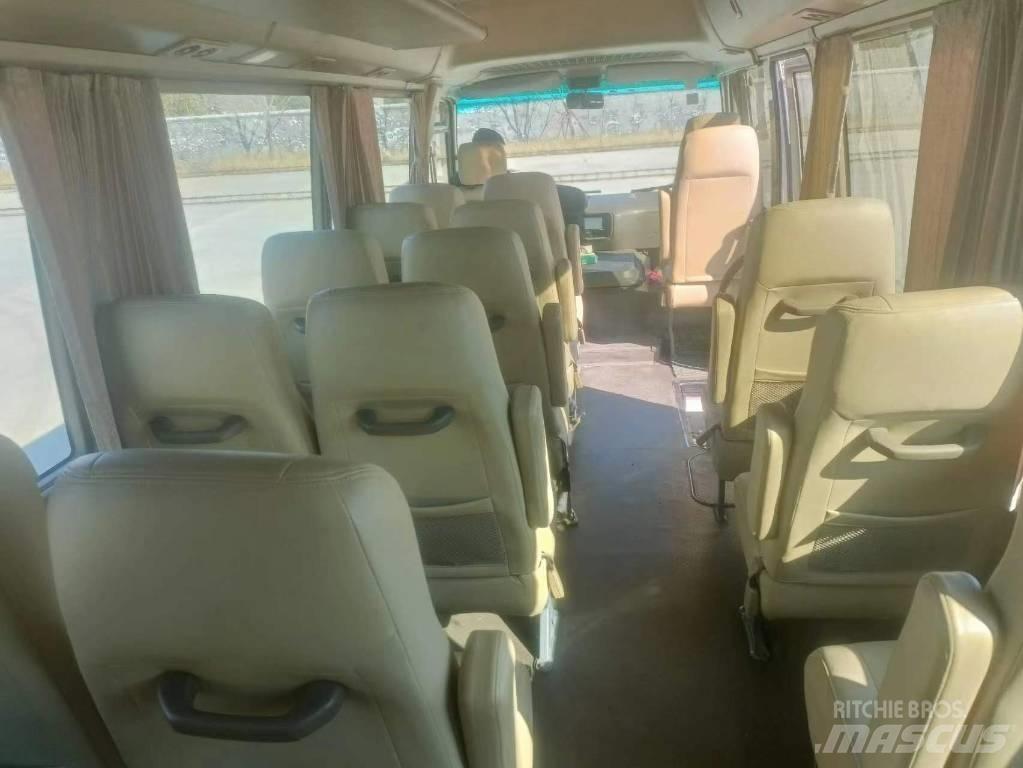 Toyota Coaster Bus Мікроавтобуси