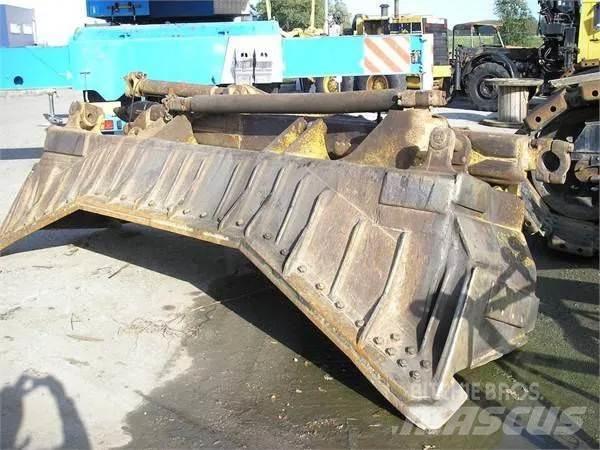 CAT D8N Гусеничні бульдозери