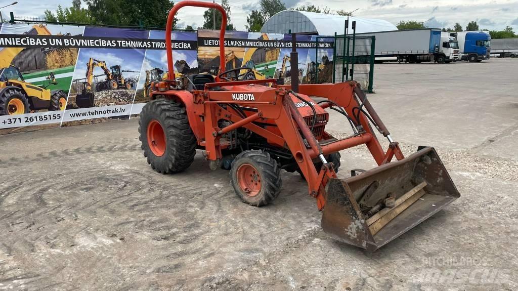 Kubota B 20 Трактори