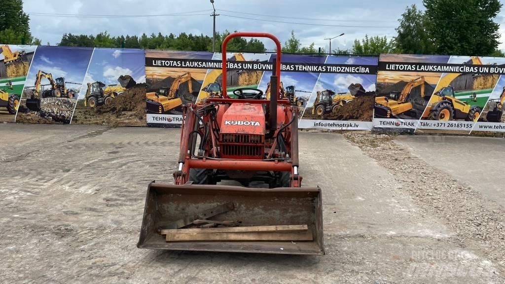 Kubota B 20 Трактори