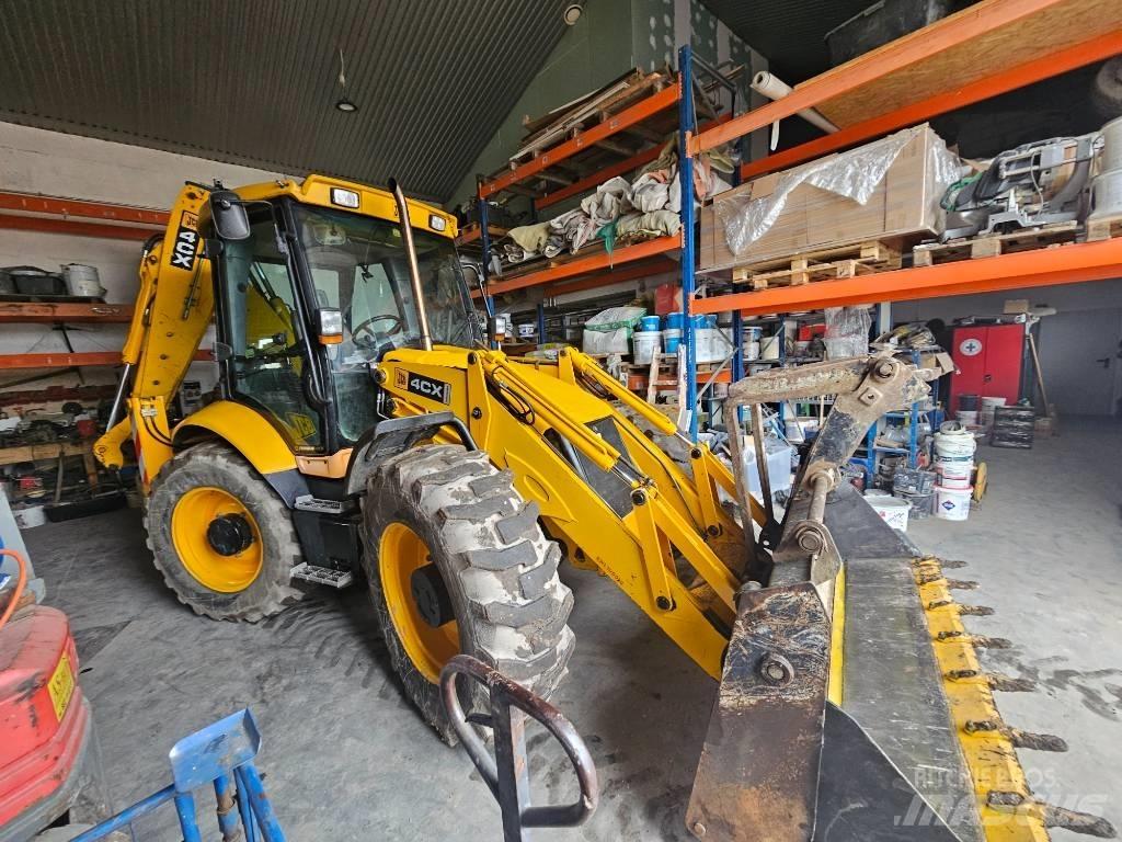 JCB 4 CX Екскаватори-навантажувачі