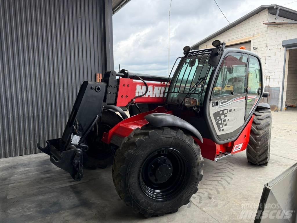 Manitou MT 932 Телескопічні навантажувачі