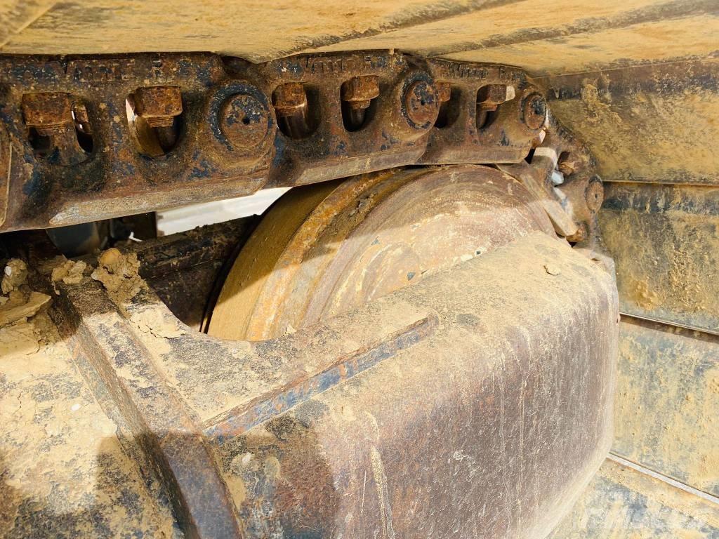 CAT 330-07a Гусеничні екскаватори