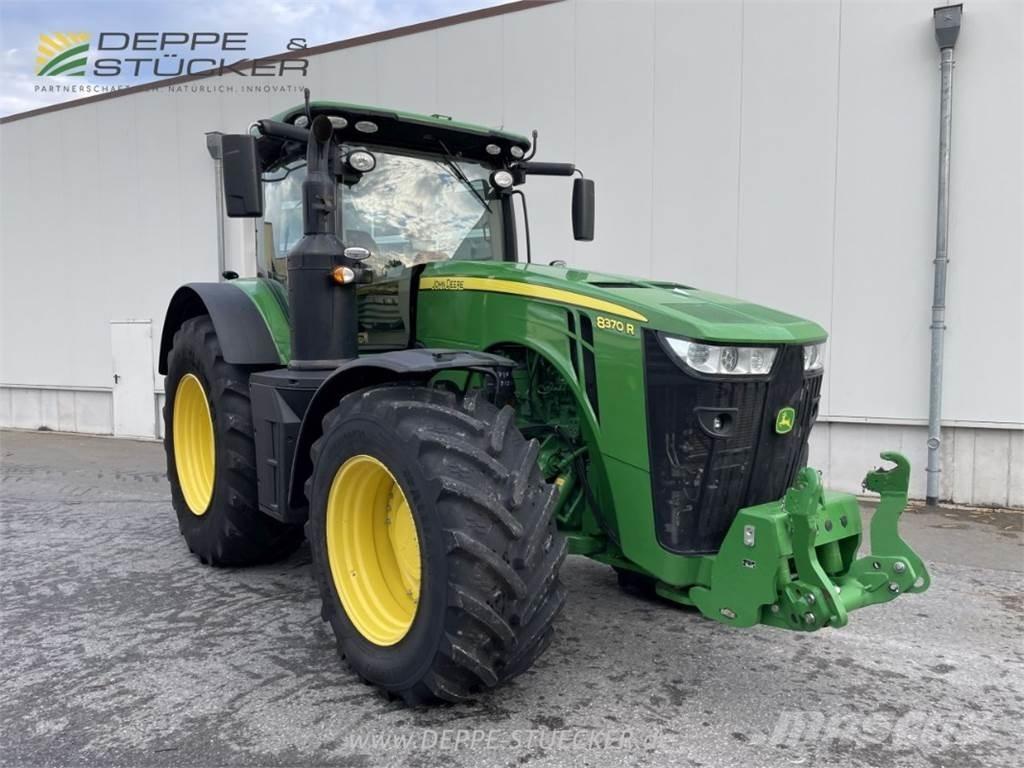 John Deere 8370R Трактори