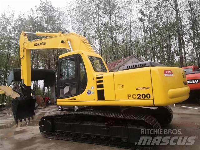 Komatsu PC 200-6 Гусеничні екскаватори