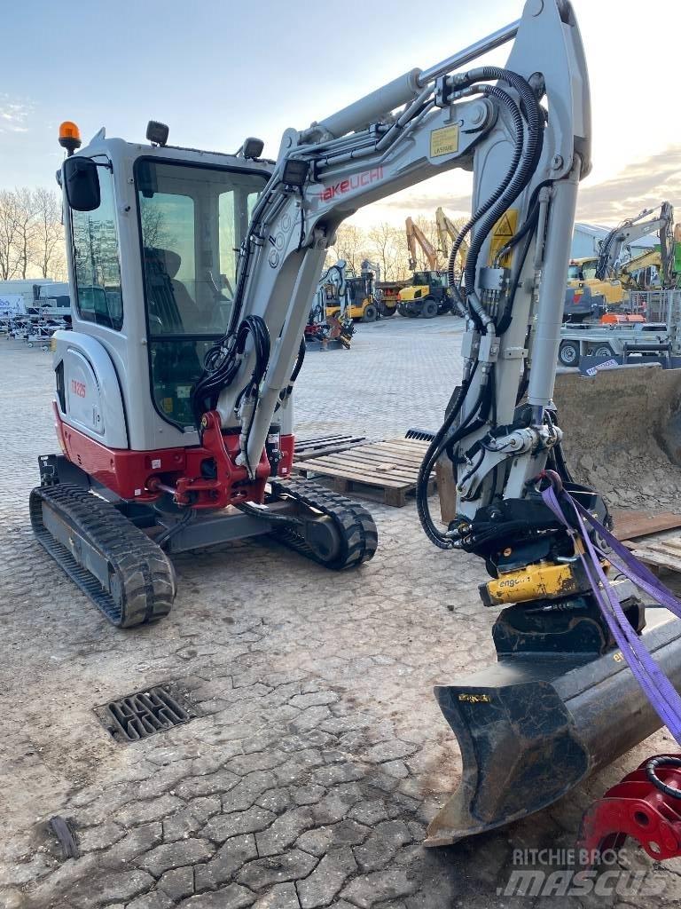 Takeuchi TB 225 Міні-екскаватори < 7т