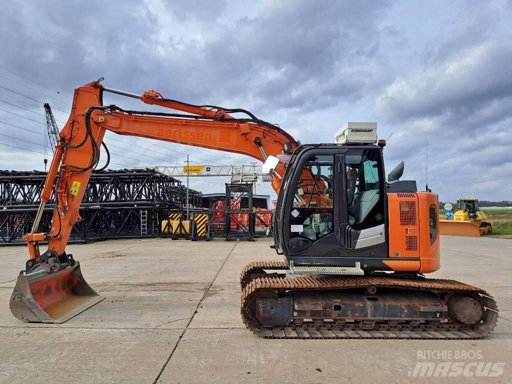Hitachi ZX135US-6 Гусеничні екскаватори