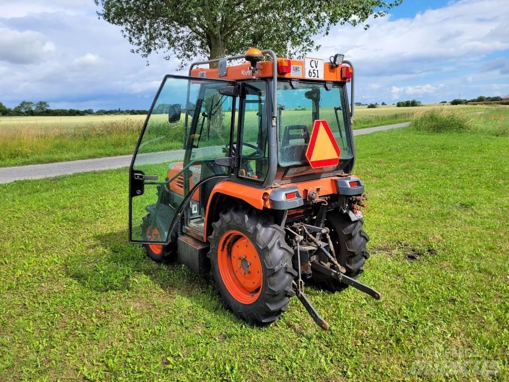 Kubota STV 36 Трактори