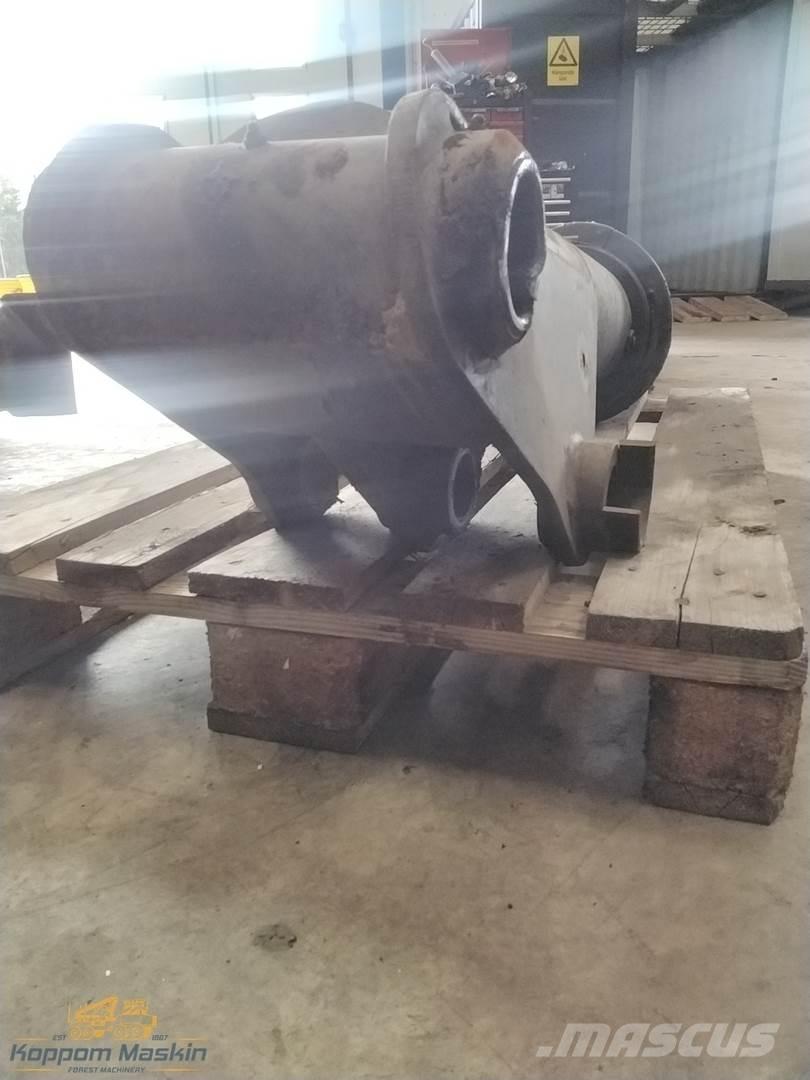 FMG 374 Крани лісозаготівельних машин