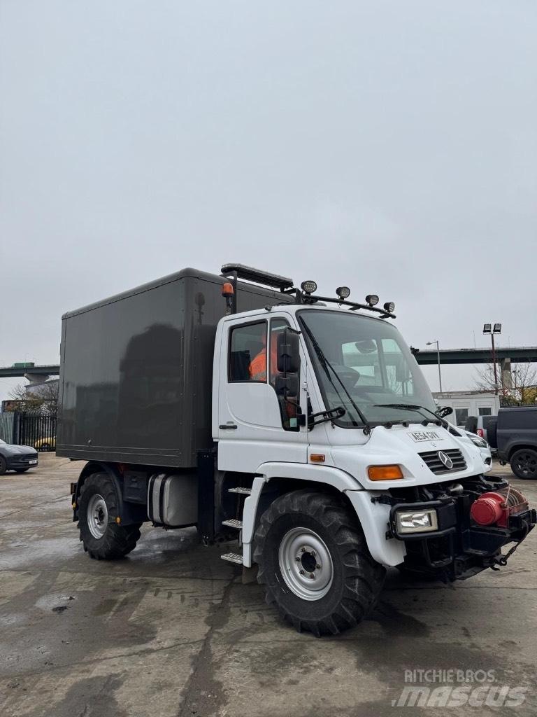 Unimog U300 Підсобні машини