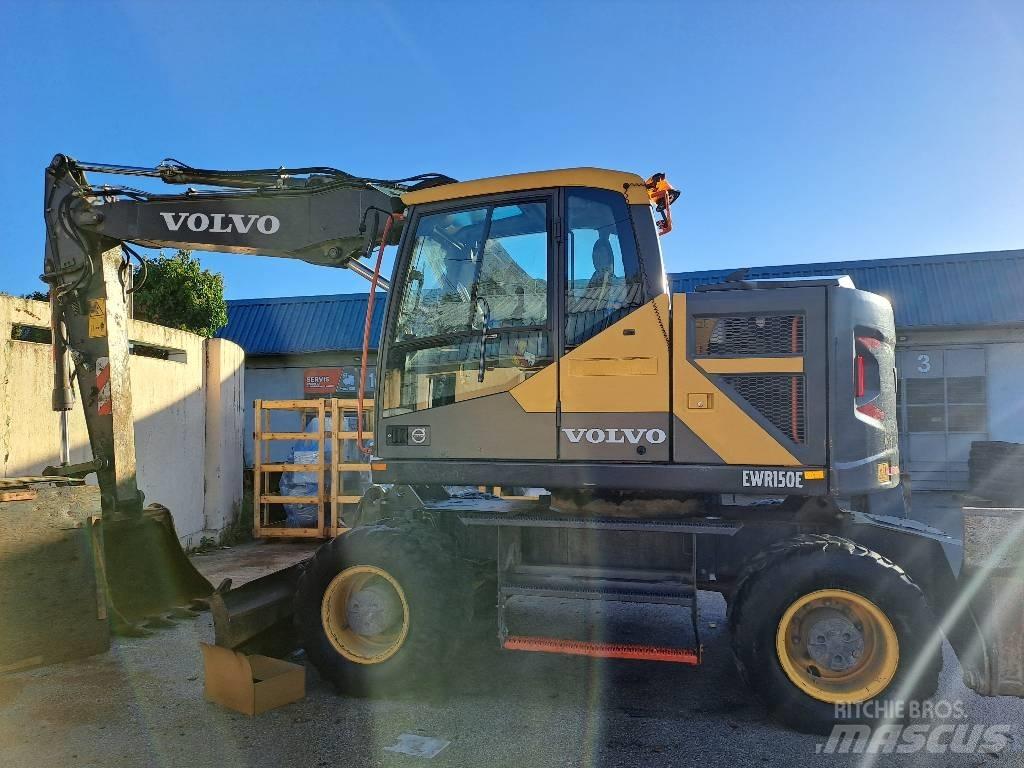Volvo EWR150E Колісні екскаватори