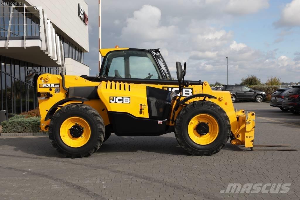 JCB 535-95 Телескопічний навантажувач